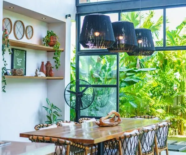 Вилла Mango Bliss - Amazing 4-bdr In Berawa ! Perfect Location ! Чангу