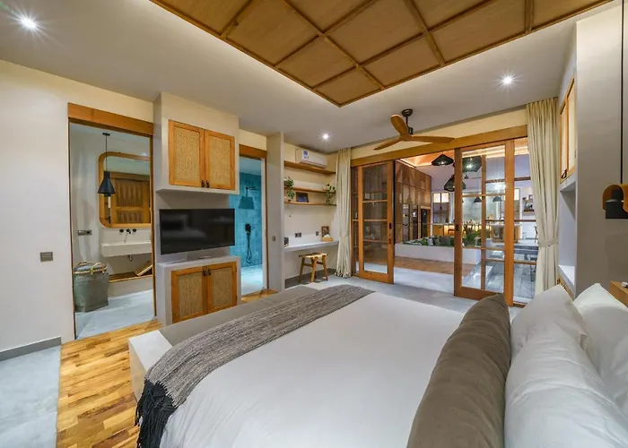 Mango Bliss - Amazing 4-bdr In Berawa ! Perfect Location ! * Чангу