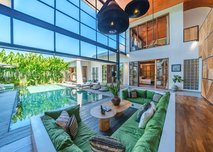 Mango Bliss - Amazing 4-bdr In Berawa ! Perfect Location ! *