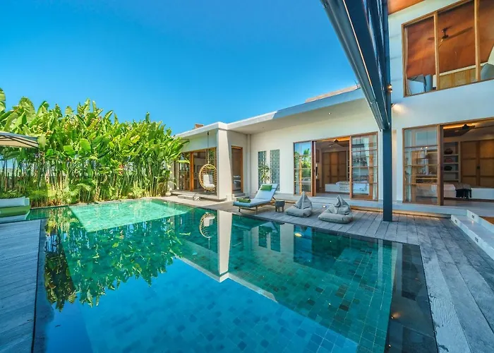 Вилла Mango Bliss - Amazing 4-bdr In Berawa ! Perfect Location ! *
